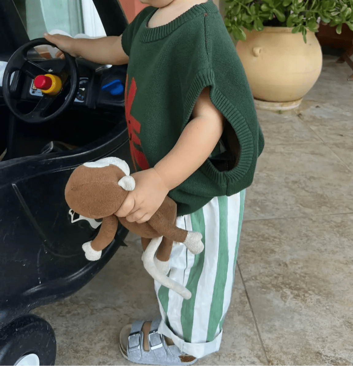 NO RESTOCK - Starburst Vest - KIDITOPIA